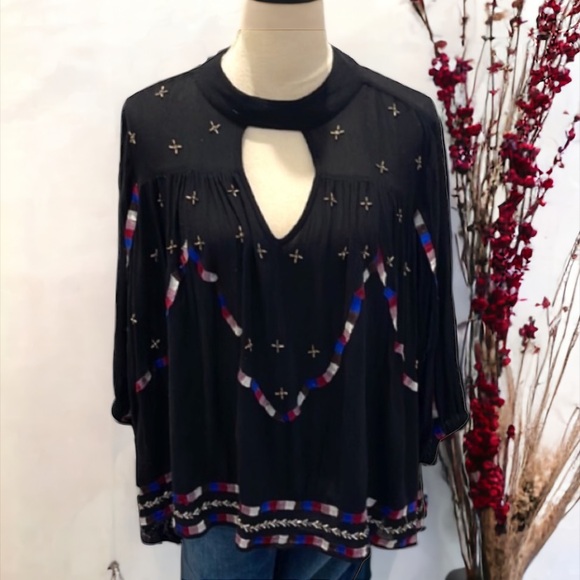 Anthropologie Chloe Oliver Marrakesh 
BLACK EMBROIDERED BEADED SWING BLOUSE NWOT - Picture 5 of 14